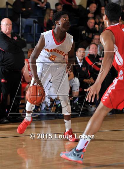 Thumbnail 3 in Mater Dei vs. Dominguez photogallery.