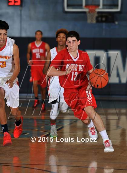 Thumbnail 2 in Mater Dei vs. Dominguez photogallery.