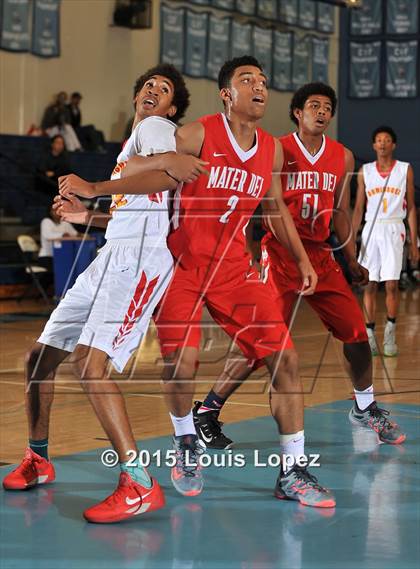 Thumbnail 3 in Mater Dei vs. Dominguez photogallery.