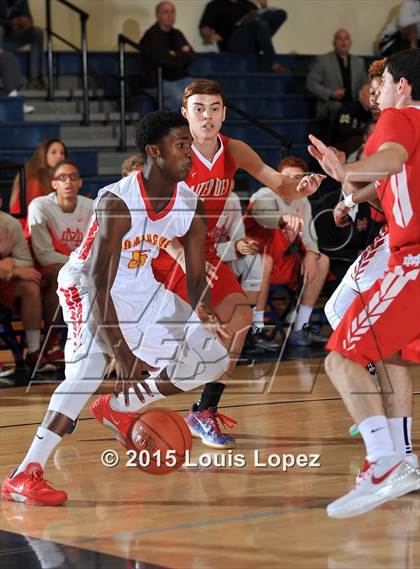 Thumbnail 1 in Mater Dei vs. Dominguez photogallery.