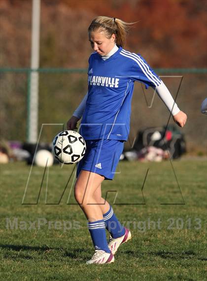 Thumbnail 2 in Plainville @ Plainfield (CIAC Class M 1st Round) photogallery.