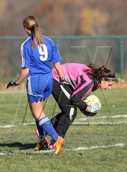 Thumbnail 3 in Plainville @ Plainfield (CIAC Class M 1st Round) photogallery.