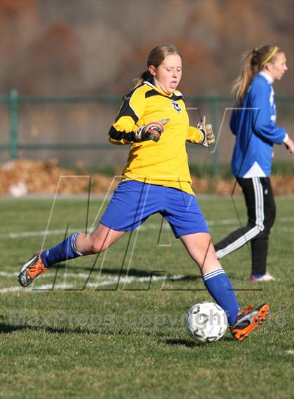 Thumbnail 2 in Plainville @ Plainfield (CIAC Class M 1st Round) photogallery.