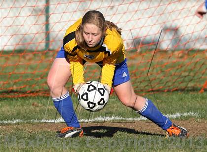 Thumbnail 1 in Plainville @ Plainfield (CIAC Class M 1st Round) photogallery.