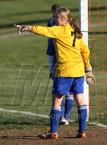 Thumbnail 2 in Plainville @ Plainfield (CIAC Class M 1st Round) photogallery.