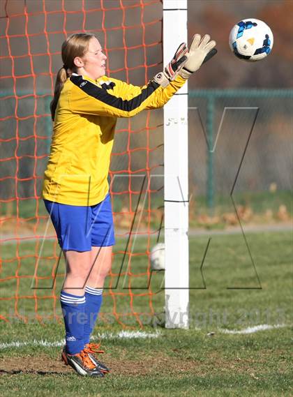 Thumbnail 2 in Plainville @ Plainfield (CIAC Class M 1st Round) photogallery.