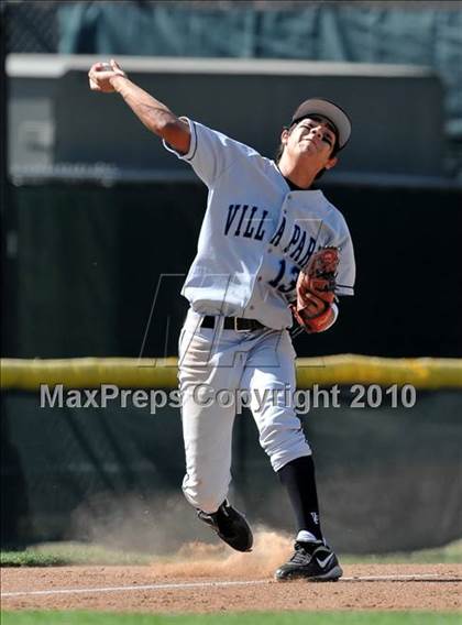 Thumbnail 3 in Villa Park @ Canyon photogallery.