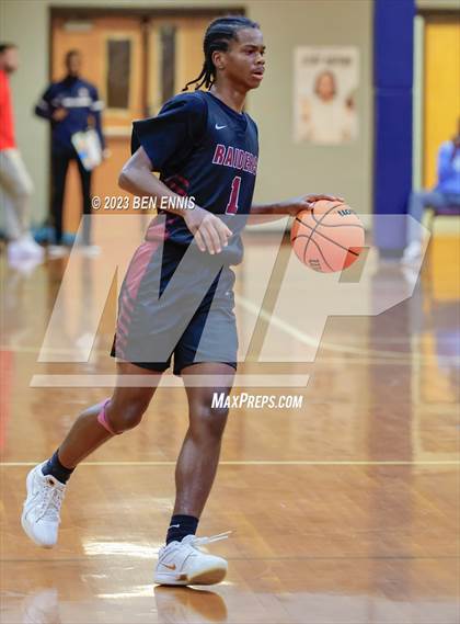 Thumbnail 1 in Lovett vs. Alpharetta (Battle in The Peach) photogallery.