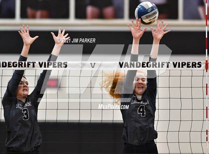 Thumbnail 3 in Cedar Ridge @ Vandegrift photogallery.