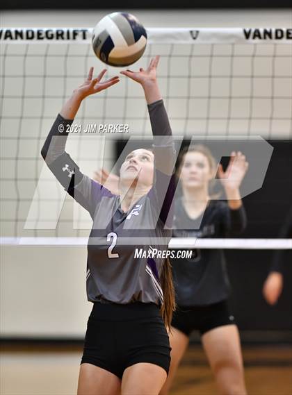 Thumbnail 1 in Cedar Ridge @ Vandegrift photogallery.