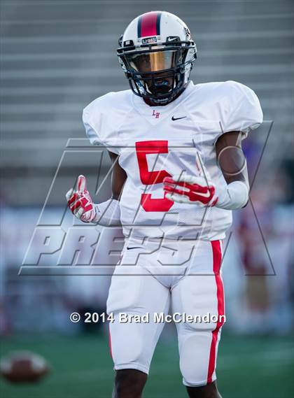 Thumbnail 3 in Lake Highlands vs Rowlett photogallery.