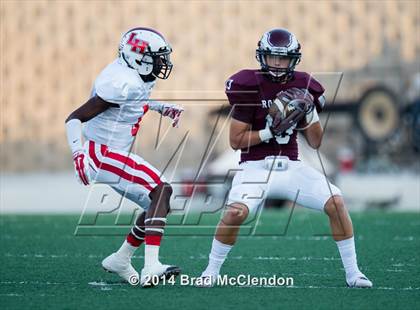 Thumbnail 3 in Lake Highlands vs Rowlett photogallery.
