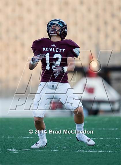Thumbnail 3 in Lake Highlands vs Rowlett photogallery.