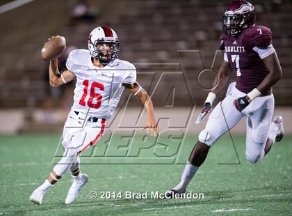 Thumbnail 1 in Lake Highlands vs Rowlett photogallery.