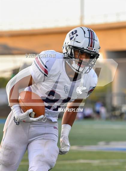 Thumbnail 3 in Tri-City Christian @ La Jolla Country Day photogallery.