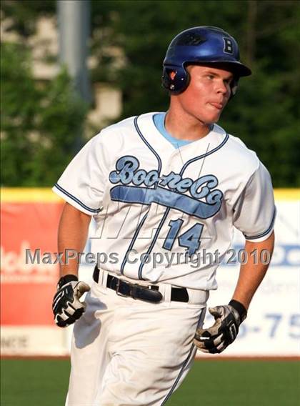 Thumbnail 3 in St. Henry vs. Boone County (9th Region Tournament) photogallery.