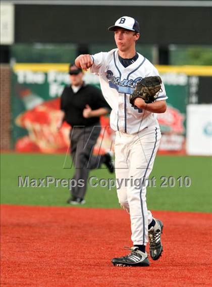 Thumbnail 3 in St. Henry vs. Boone County (9th Region Tournament) photogallery.