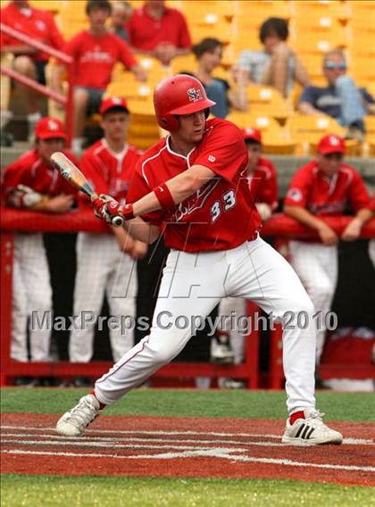 Thumbnail 1 in St. Henry vs. Boone County (9th Region Tournament) photogallery.
