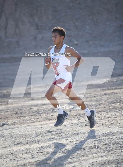 Thumbnail 2 in Yuma HS vs KOFA HS photogallery.