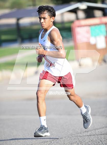 Thumbnail 1 in Yuma HS vs KOFA HS photogallery.