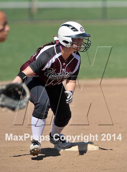 Thumbnail 3 in Elk Grove vs. Woodcreek (Victory Pre-Season T.O.C.) photogallery.
