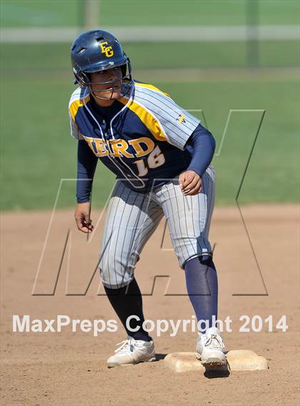 Thumbnail 2 in Elk Grove vs. Woodcreek (Victory Pre-Season T.O.C.) photogallery.