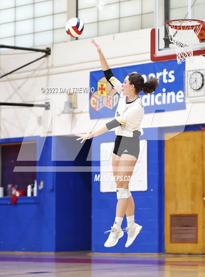 Thumbnail 2 in Kellam @ Princess Anne photogallery.