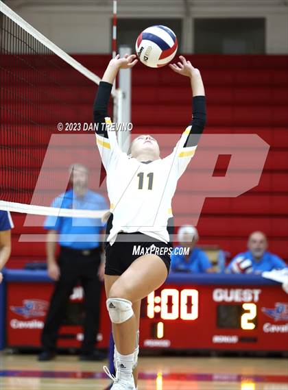 Thumbnail 1 in Kellam @ Princess Anne photogallery.