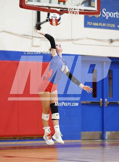Thumbnail 3 in Kellam @ Princess Anne photogallery.