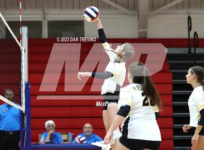 Thumbnail 1 in Kellam @ Princess Anne photogallery.