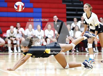 Thumbnail 1 in Kellam @ Princess Anne photogallery.