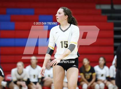 Thumbnail 1 in Kellam @ Princess Anne photogallery.