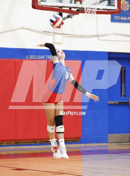 Thumbnail 1 in Kellam @ Princess Anne photogallery.