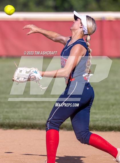 Thumbnail 3 in South Dearborn @ Connersville (IHSAA 3A Section 29 Final) photogallery.