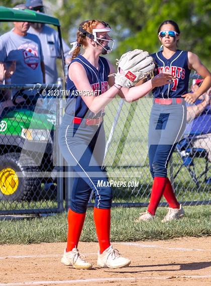 Thumbnail 1 in South Dearborn @ Connersville (IHSAA 3A Section 29 Final) photogallery.