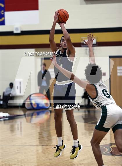 Thumbnail 2 in Christ School vs. Concord Academy photogallery.