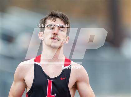 Thumbnail 2 in Harold Scott Invitational (200 Meter) photogallery.