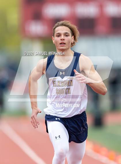 Thumbnail 1 in Harold Scott Invitational (200 Meter) photogallery.