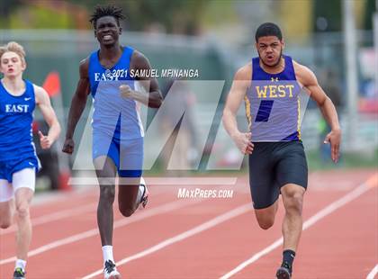 Thumbnail 2 in Harold Scott Invitational (200 Meter) photogallery.