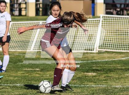 Thumbnail 3 in Pomona Catholic vs Valley Christian (Ontario Christian Tournament) photogallery.