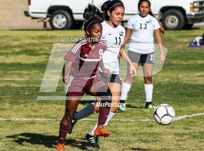 Thumbnail 2 in Pomona Catholic vs Valley Christian (Ontario Christian Tournament) photogallery.