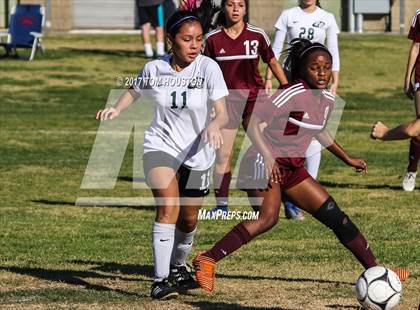 Thumbnail 3 in Pomona Catholic vs Valley Christian (Ontario Christian Tournament) photogallery.