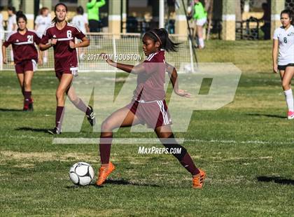 Thumbnail 3 in Pomona Catholic vs Valley Christian (Ontario Christian Tournament) photogallery.