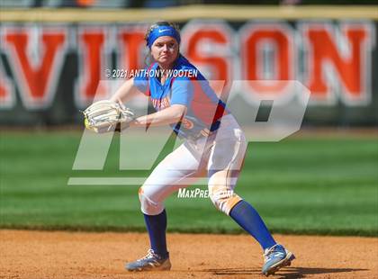 Thumbnail 2 in Southern Alamance vs. Alexander Central (NCHSAA 3A Final - Game 2) photogallery.
