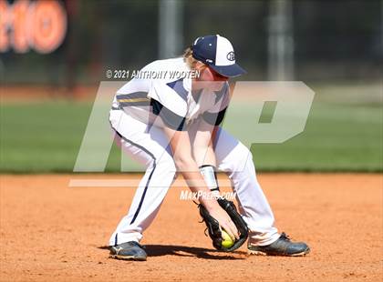 Thumbnail 1 in Southern Alamance vs. Alexander Central (NCHSAA 3A Final - Game 2) photogallery.
