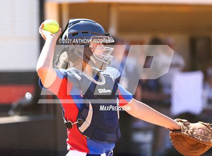 Thumbnail 3 in Southern Alamance vs. Alexander Central (NCHSAA 3A Final - Game 2) photogallery.