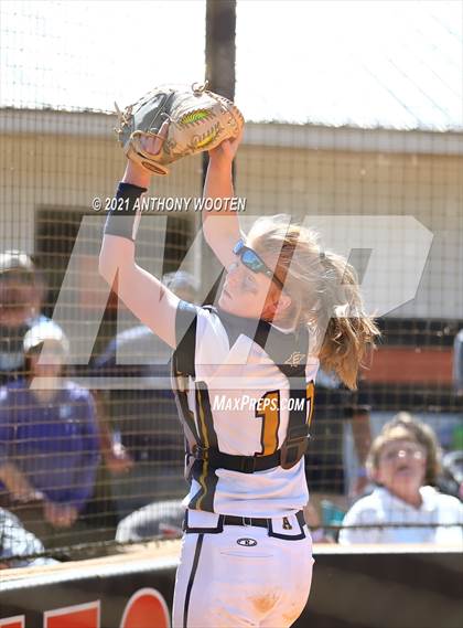Thumbnail 3 in Southern Alamance vs. Alexander Central (NCHSAA 3A Final - Game 2) photogallery.