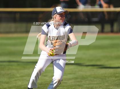 Thumbnail 2 in Southern Alamance vs. Alexander Central (NCHSAA 3A Final - Game 2) photogallery.