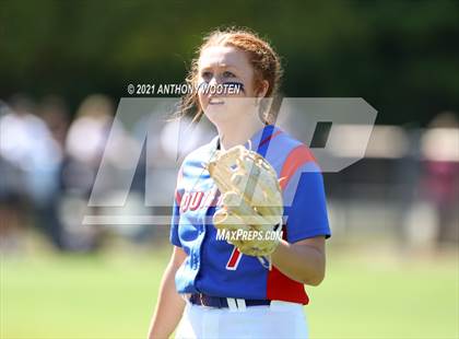 Thumbnail 3 in Southern Alamance vs. Alexander Central (NCHSAA 3A Final - Game 2) photogallery.