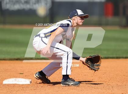 Thumbnail 1 in Southern Alamance vs. Alexander Central (NCHSAA 3A Final - Game 2) photogallery.
